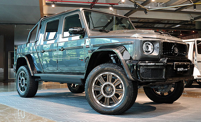 Brabus 800 Adventure XLP、限量10輛Rocket 900國內首度公開，三一東林同步推出Startech Model 3升級